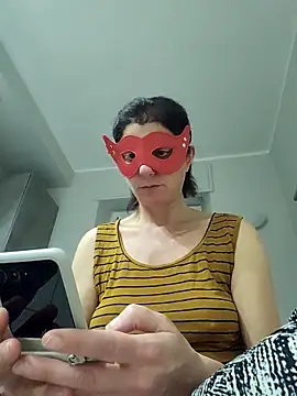 Vagabondainnamorata online show from 17, 2, 2026