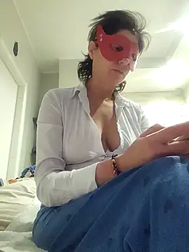 Snapshot of Vagabondainnamorata chatting on 16, 3, 2026 Vagabondainnamorata online show from 16, 3, 2026