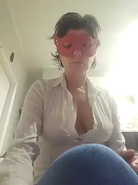 Snapshot of Vagabondainnamorata chatting on 6, 4, 2026 Vagabondainnamorata online show from 6, 4, 2026