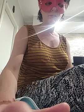 Snapshot of Vagabondainnamorata chatting on 13, 4, 2026 Vagabondainnamorata online show from 13, 4, 2026