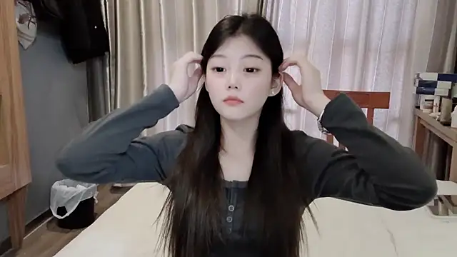 yangyang-1115 online show from 18, 2, 2025