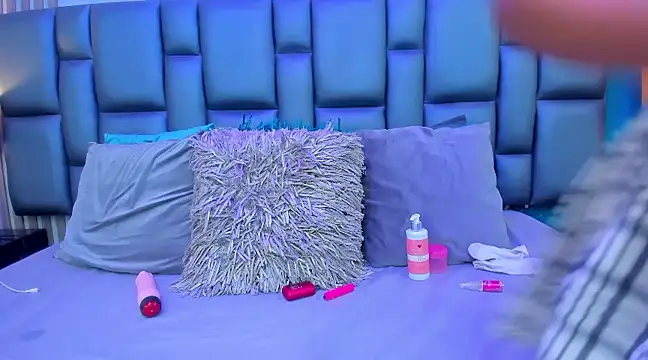 AshleyHill2 online show from 19, 2, 2025