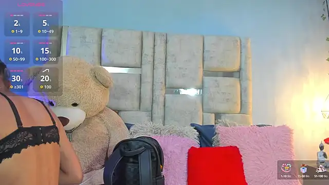 AshleyHill2 online show from 1, 10, 2025