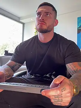 DimitriSullivan  online show from 15, 4, 2026