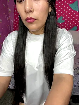 Velyn 18 online show from 25, 11, 2025