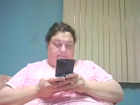 Honeybee2025 online show from 4, 1, 2025