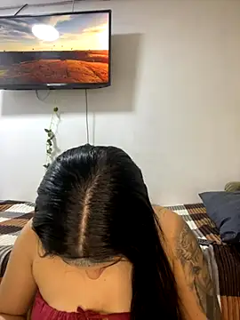 Leyna Kenet online show from 28, 9, 2025