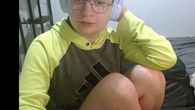 livcutebaby online show from 1, 1, 2025