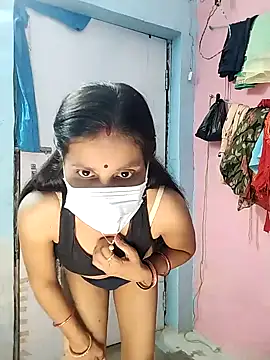 Snapshot of riyagupta5 chatting on 8, 9, 2025 riyagupta5 online show from 8, 9, 2025