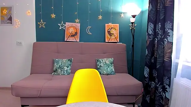 Xloe Queen online show from 25, 12, 2024