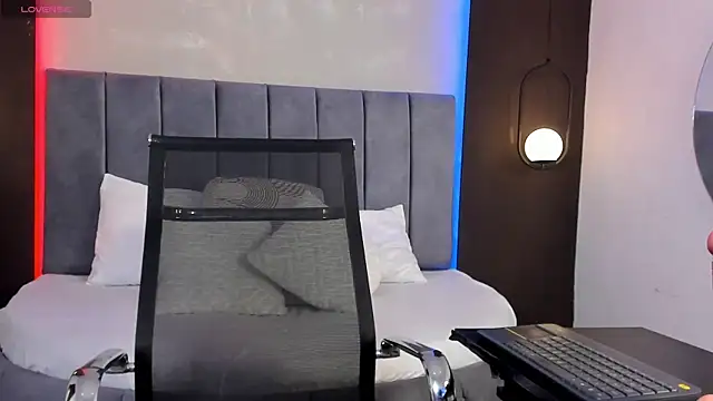 bella gibson online show from 16, 2, 2025