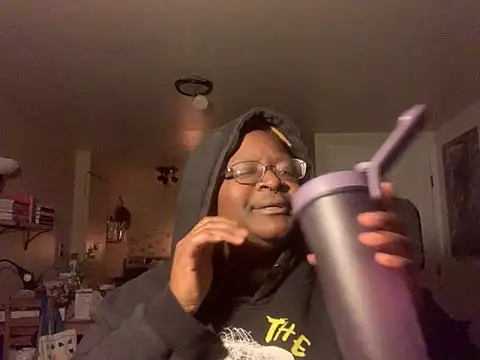 BigKittyRaven online show from 3, 1, 2025