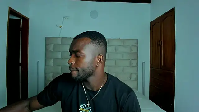 Snapshot of Dylan_Taylor chatting on 10, 2, 2026 Dylan Taylor online show from 10, 2, 2026