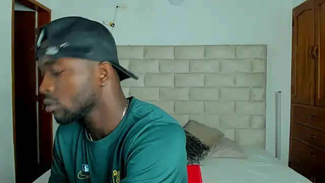 Snapshot of Dylan_Taylor chatting on 11, 2, 2026 Dylan Taylor online show from 11, 2, 2026