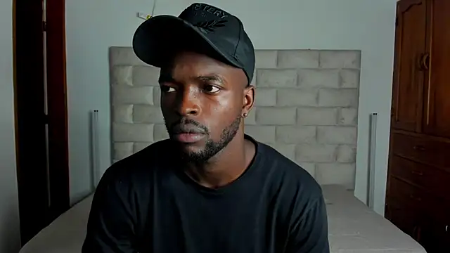 Snapshot of Dylan_Taylor chatting on 22, 2, 2026 Dylan Taylor online show from 22, 2, 2026