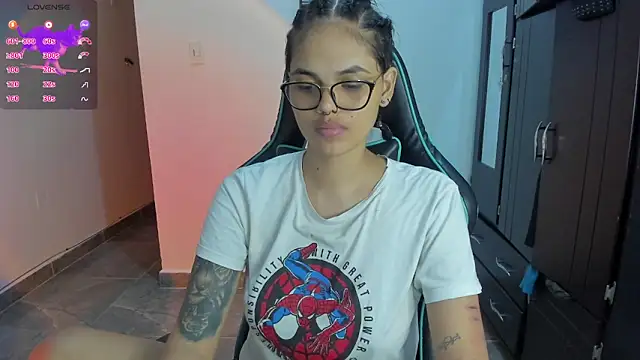 Snapshot of gooddess_isis chatting on 12, 1, 2025 gooddess isis online show from 12, 1, 2025