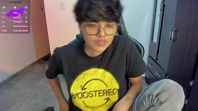 Snapshot of gooddess_isis chatting on 19, 1, 2025 gooddess isis online show from 19, 1, 2025