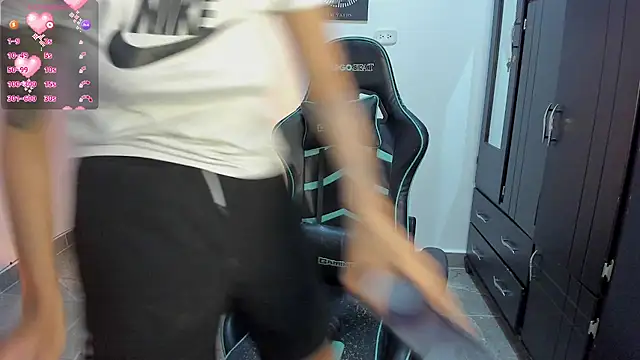 Snapshot of gooddess_isis chatting on 23, 1, 2025 gooddess isis online show from 23, 1, 2025