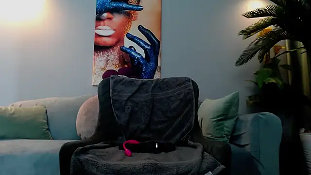 EvySmithXXX online show from 22, 12, 2025