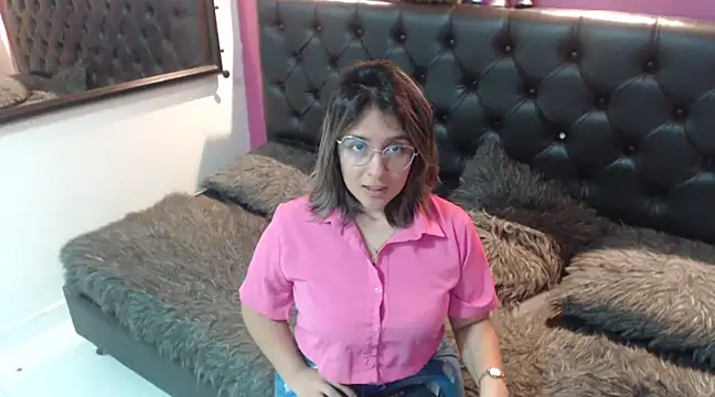 Snapshot of Pandoracherry chatting on 19, 12, 2024 Pandoracherry online show from 19, 12, 2024