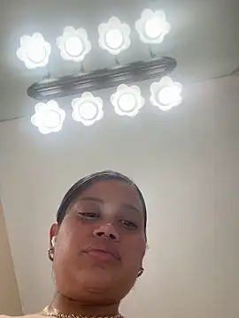 Snapshot of shyfr34k chatting on 8, 2, 2025 shyfr34k online show from 8, 2, 2025