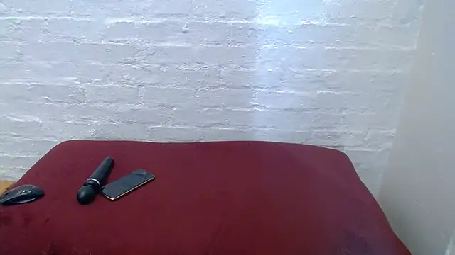 LolaTwerksXX online show from 24, 9, 2025