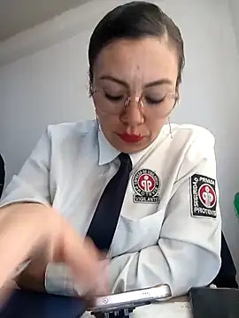 Snapshot of LIZ-06_ chatting on 20, 10, 2025 LIZ-06 online show from 20, 10, 2025