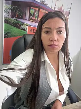 LIZ-06  online show from 26, 11, 2025