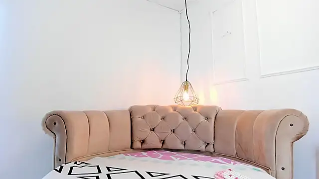 Snapshot of briannaduque chatting on 15, 3, 2025 briannaduque online show from 15, 3, 2025