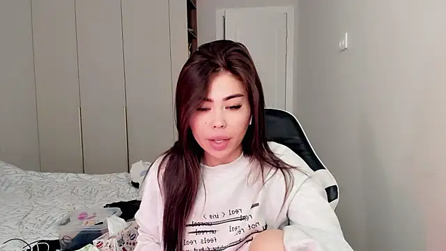 may mia online show from 5, 3, 2026