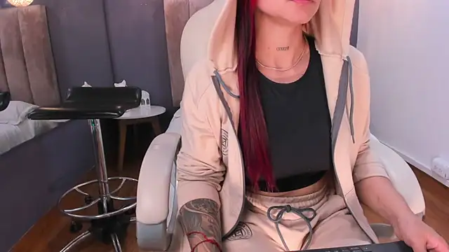 cami rouxxx  online show from 6, 3, 2025