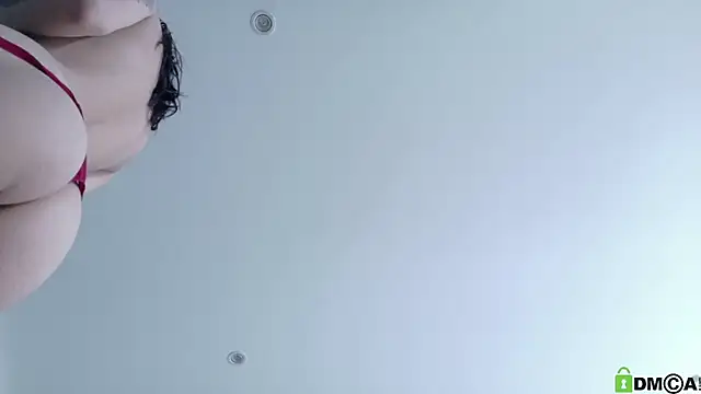 lia  Suummer online show from 10, 10, 2025