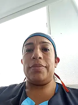 yaz guzman online show from 30, 12, 2024