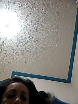 yaz guzman online show from 13, 2, 2025