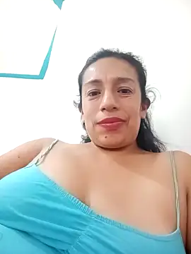 yaz guzman online show from 5, 3, 2025