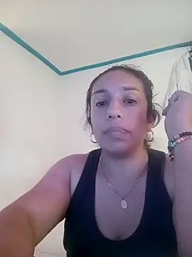 yaz guzman online show from 22, 9, 2025