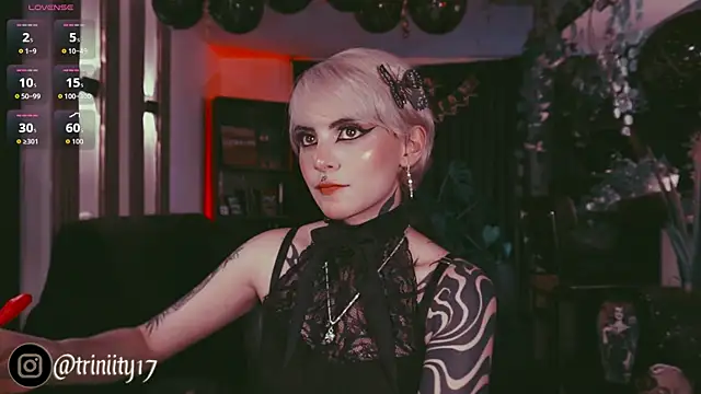 Snapshot of Trinity___s chatting on 22, 9, 2025 Trinity s online show from 22, 9, 2025