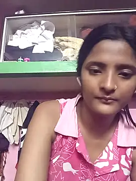 Snapshot of BabySlimmy10 chatting on 13, 5, 2026 BabySlimmy10 online show from 13, 5, 2026