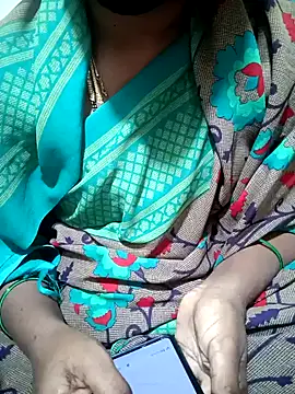 Cute-chinny online show from 2, 1, 2025