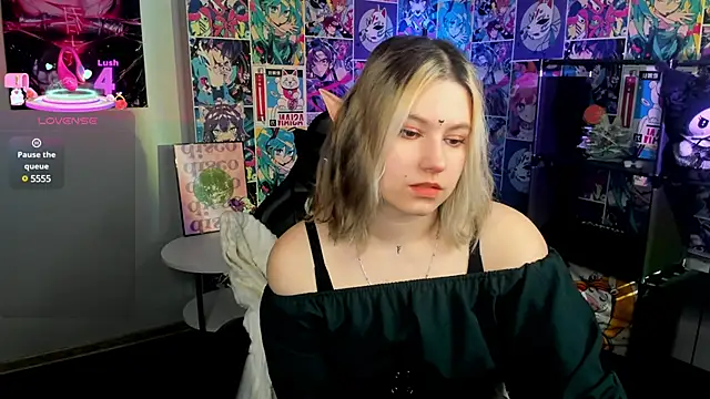 Bonni Meiz online show from 4, 3, 2025