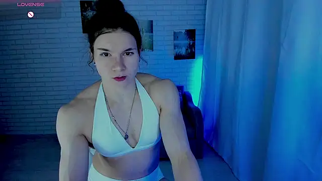 Snapshot of Lisa_Ray chatting on 18, 6, 2026 Lisa Ray online show from 18, 6, 2026