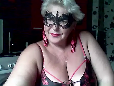Lisa Suzie online show from 23, 7, 2026