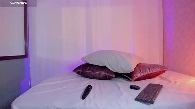 Snapshot of Pamela_Johnsonn chatting on 8, 2, 2026 Pamela Johnsonn online show from 8, 2, 2026