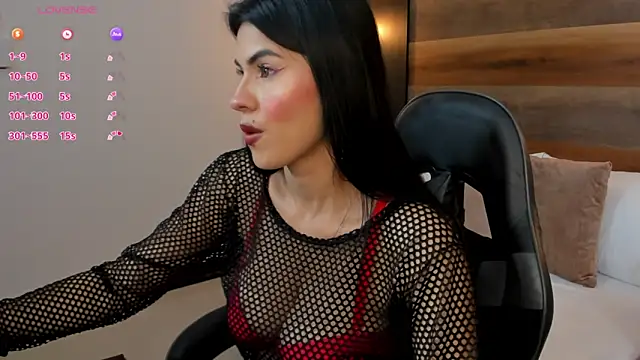 Snapshot of stephanya_ chatting on 8, 11, 2025 stephanya online show from 8, 11, 2025