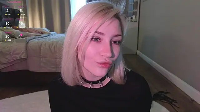 Snapshot of alexa_novak chatting on 5, 10, 2025 alexa novak online show from 5, 10, 2025