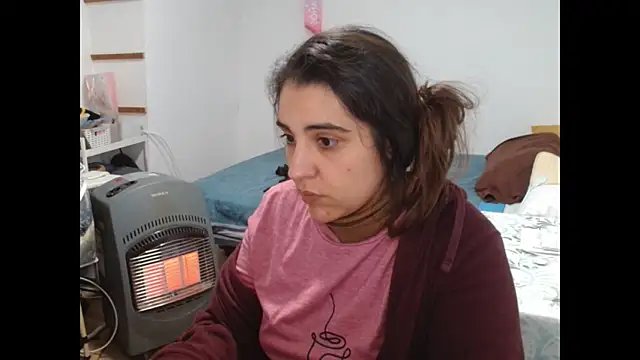 Ursumi1 online show from 7, 1, 2026