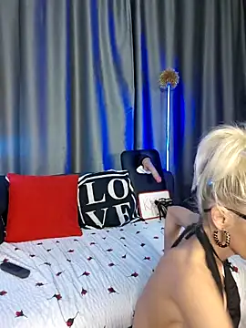 Snapshot of Milforja chatting on 1, 3, 2026 Milforja online show from 1, 3, 2026