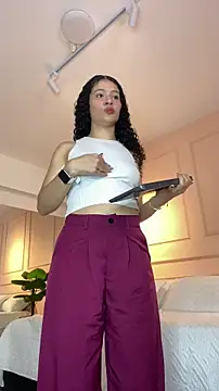 SHARONN     online show from 4, 3, 2026