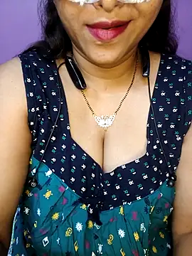 Snapshot of Sexy_Mona_Bhabhi chatting on 17, 3, 2026 Sexy Mona Bhabhi online show from 17, 3, 2026