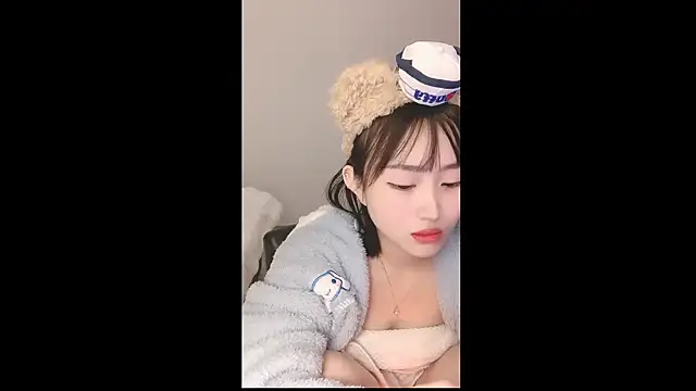 Snapshot of ffccvjsexx chatting on 10, 12, 2024 ffccvjsexx online show from 10, 12, 2024